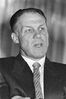 Rinus Michels op persconferentie ivm vertrek van bondscoach Kees Rijvers en diens opvolging, Bestanddeelnr 933-1361.jpg