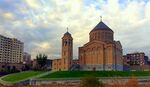 Holy Cross Church, Arabkir (Yerevan) (1).jpg