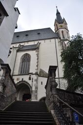 Český-Krumlov-kostel-sv.Víta2009f.jpg