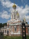Воскресенская церковь на Смоленском кладбище01.jpg