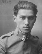 Miloš Crnjanski 1914.jpg