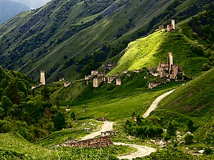 Tsori Towers (Ingushetia).jpg