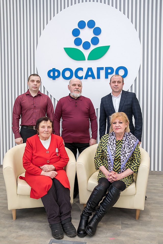 Тюстины