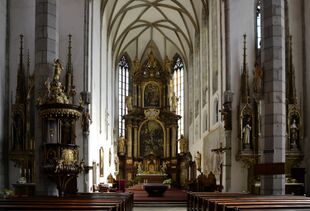 Church of Saint Vitus - interior -1.jpg