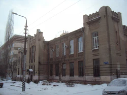 Здание торговой школы, Саратов 02.jpg