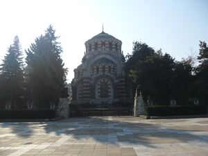 Mausoleum in Plevenmausoleum.JPG