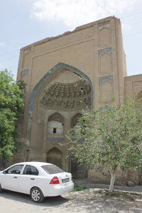 Goziyon madrasa 01.jpg