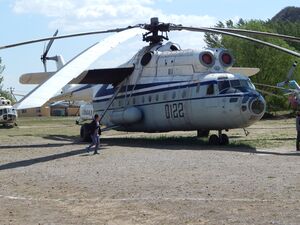 Chinese Air Force Mil helicopter, Beijing Aviation Museum (26201745900).jpg
