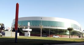 Western side of the Onaizah Mall March 2011.JPG