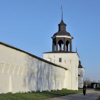 Башня и стены монастыря.jpg