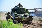 На полігоні у Гончарівському тривають навчальні збори резервістів 1-ї окремої танкової бригади (27734086700).jpg