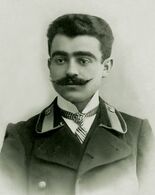 Yusif Vazir Chamanzaminli (1911).jpg