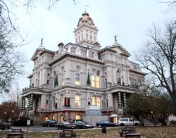 Newark-ohio-courthouse.jpg
