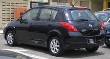 Nissan Latio (hatchback) (first generation) (rear), Serdang.jpg