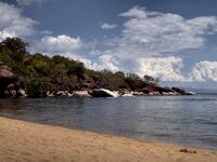 Otter Point, Cape Maclear (Malawi).jpg