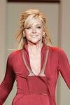 Jane Krakowski, Red Dress Collection 2007.jpg