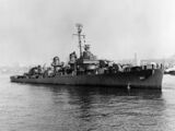 USS Johnston (DD-557) underway on 27 October 1943 (NH 63495).jpg
