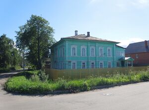 Белозерск, жилой дом, набережная 49, вид 1.jpg