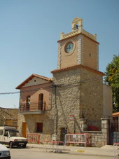 Torre del reloj en Navalagamella.jpg