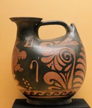 Apulian RF askos 330-300BC MAN.jpg