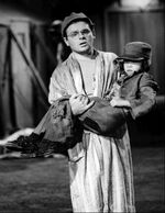 Gary Burghoff Radar MASH 1976.JPG