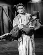 Gary Burghoff Radar MASH 1976.JPG