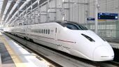 Kyushu Shinkansen 800 series Shin-Minamata 20041123.jpg