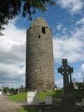 Round Tower at Dromiskin, Co. Louth - geograph.org.uk - 1775014.jpg