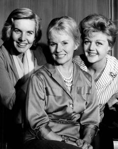Patricia Cutts Ann Todd Angela Lansbury Playhouse 90 1959.JPG