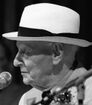Isaac Bashevis Singer (upright) crop.jpg