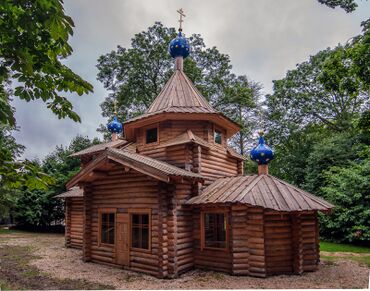 Храм Рождества Богородицы в Эпине-су-Сенар (Франция). 2014 г.