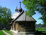 Староладожская крепость. Церковь Дмитрия Солунского. Вид с юга.JPG