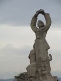 Skopje kale spomenik.jpg