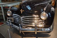 1941 Chrysler Town & Country (31658869621).jpg