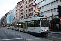 Alte Straßenbahn in Genf 2010-07-01.jpg