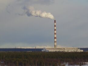 Pechor gres and mountains.JPG