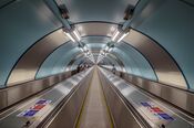 Metro SPB Line5 Sportivnaya Travelator Tunnel.jpg