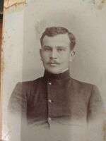 Пензулаев Таджуддин, юстице министр, гӀумке хиннав. 1937 шера большевикаша таӀазар даьд.[30] Булгаковаца «Моллай къонгаш» яха пьеса язъяр.[31]