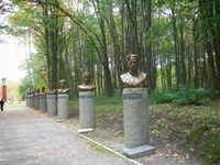 Спадщанський ліс. Вхід.jpg