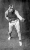 Tommy Burns 1912.jpg