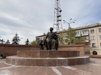 Памятник Сейфуллину в Караганде.jpg