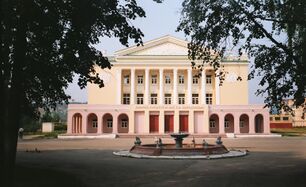 Vagonansauvojiden kul'turkeskuz T. Belokonevan nimed (2010)