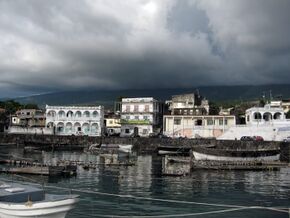 Moroni-Harbour.jpg