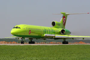 S7 Tupolev Tu-154M Misko.jpg