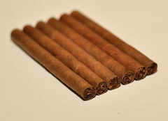 Café Crème Cigarillos.jpg