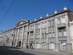 Здание издательства Саратов.jpg