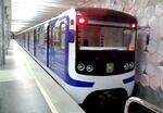 Ezh3 modernized train at Palats Sport station.jpg