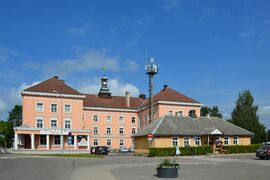 Otepää linnavalitsuse hoone 02.JPG