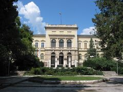 VarnaArchMuseum.JPG