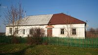 Климово 2 мая 2014 бывшая начальная школа.JPG